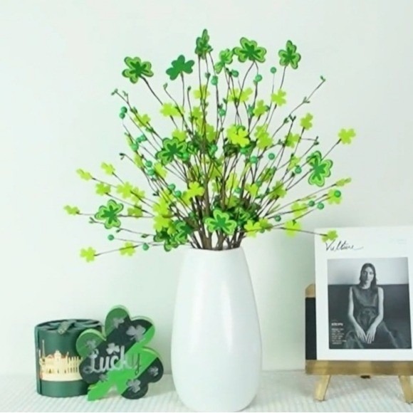 St. Patricks Day Green Clover Pip Berries Floral Pick Stem Spray Branch - Picture 5 of 11